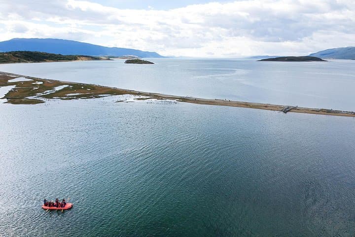 Gable Island Eco-Adventure: Full-Day Canoe, Hike & Penguin Encounter in Ushuaia photo 4