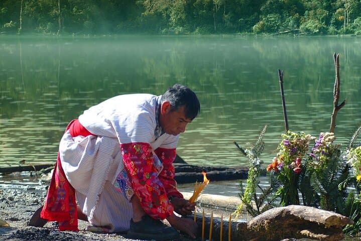 Chicabal Volcano and Sacred Lagoon Trek from Quetzaltenango photo 6