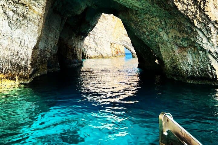 Private Speed Boat to Navagio Shipwreck & Blue Caves — Zakynthos Day Charter photo 5