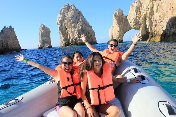 Half-Day Snorkel Adventure in Los Cabos: Santa Maria & Chileno Bays photo 2