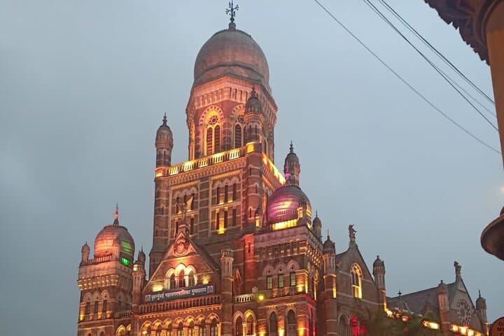 Explore Mumbai's Vibrant Nightlife on a Private Tour photo 5
