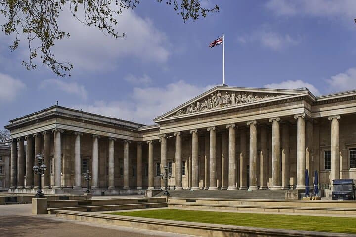 Full-Day Private London Car Tour with Optional Guide — Custom Itineraries & Stops photo 3