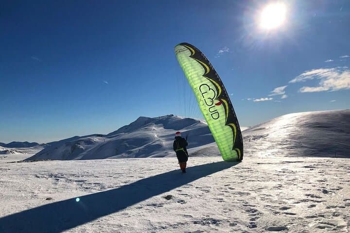 Tandem Paragliding Over Rome: Peter Pan Half-Day Flight Experience photo 3