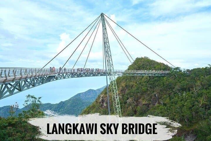 Langkawi One-Day Highlights: Cable Car, Sky Bridge & Eagle Square