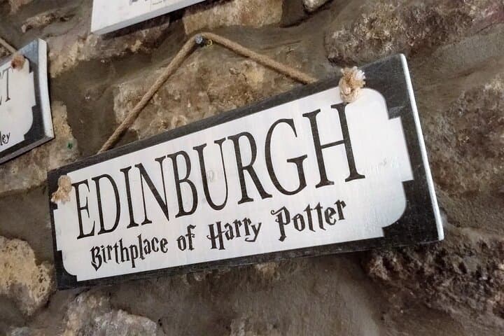 Edinburgh Harry Potter Self-Guided Scavenger Hunt — Walk the City's Magic
