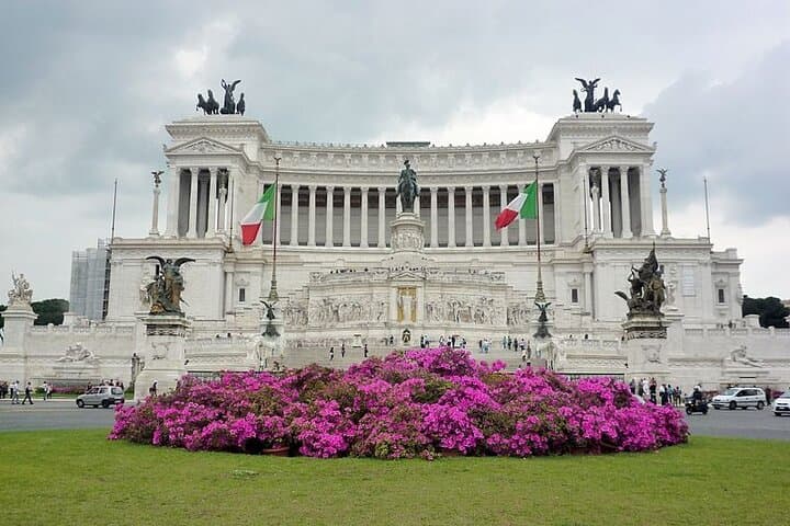 Glide Through Rome: The Ultimate Golf Cart Tour for First-Time Visitors photo 5