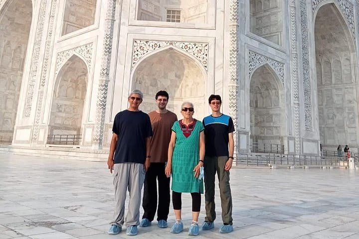 Sunrise Taj Mahal & Agra Fort Private Day Tour from Delhi photo 3