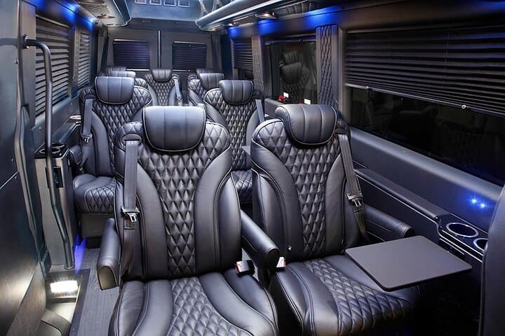 Insider NYC Limo Tour: Private 4-Hour Guided Drive Through Manhattan photo 5
