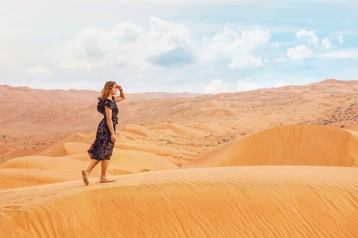 Sunset Desert Safari Dubai — Premium Dune Bashing & BBQ Experience