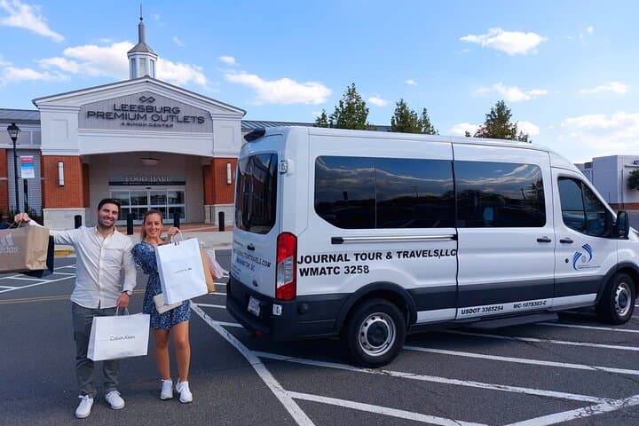 Leesburg Premium Outlets Shopping Tour from Washington DC