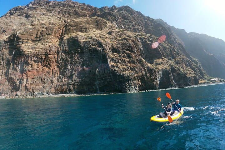 Paddle Cabo Girão: Private Kayak Tour from Câmara de Lobos photo 3