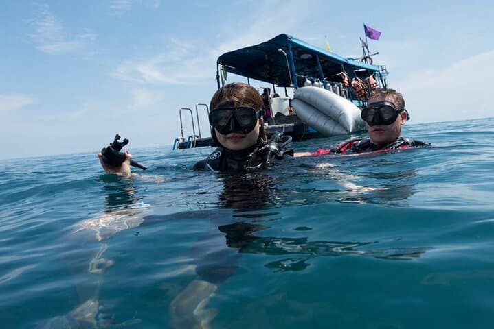 Pattaya PADI Try Dives: Two Introductory Scuba Dives with Instructor photo 2