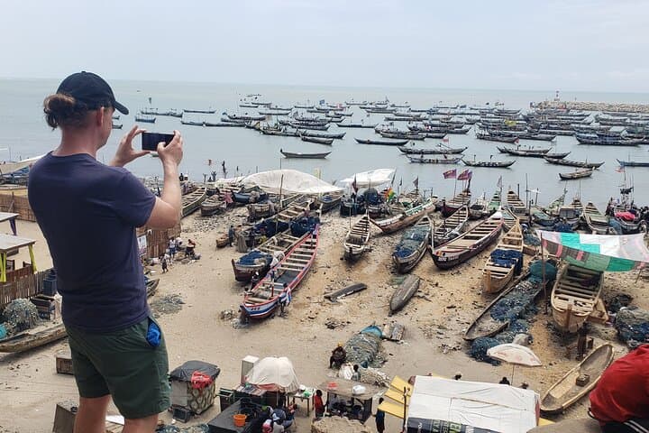 Accra City Tour: Black Star Square, Jamestown & Labadi Beach photo 6