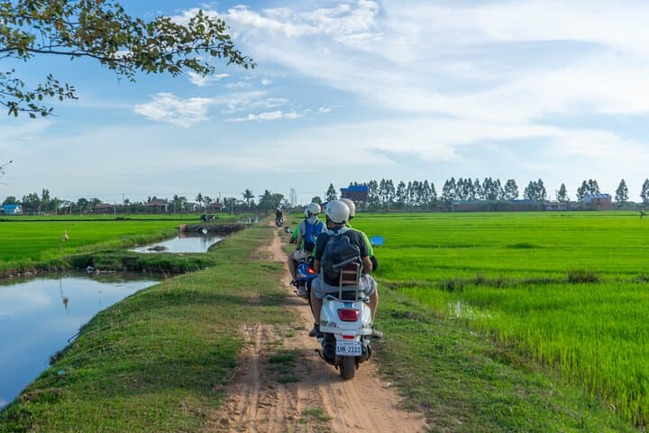 Vespas at Dusk: Siem Reap Countryside Sunset Ride and Rice-Field Snacks photo 5