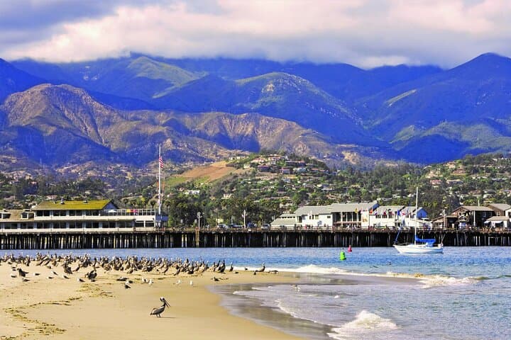 Santa Barbara Self-Guided Urban Stroll: GPS Audio Tour of Downtown & Stearns Wharf