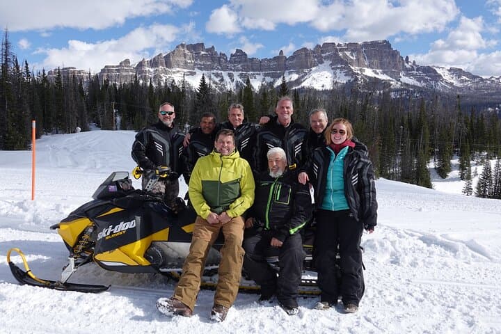 Jackson Hole Dog Sledding & Snowmobiling Combo at Heart Six Ranch photo 4