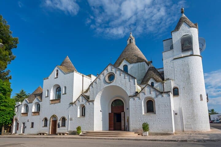Private Trulli Walking Tour and Trullo Church Experience in Alberobello photo 4