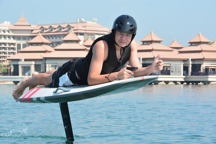 Fly Above The Waves: Audi E‑Foil Experience at Dubai Palm Jumeirah photo 3