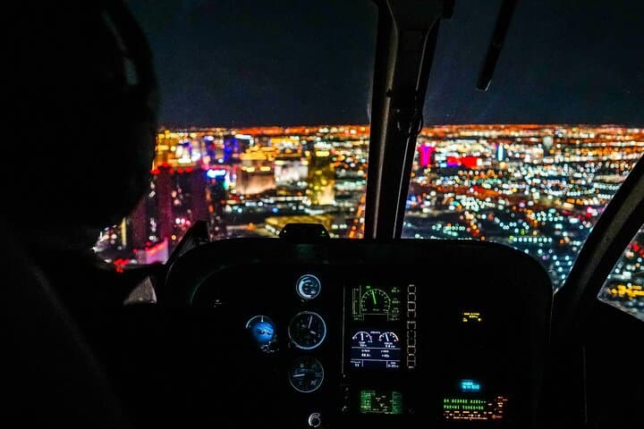 Las Vegas Night Helicopter Flight with Four-Course Dinner at Matteo's photo 4