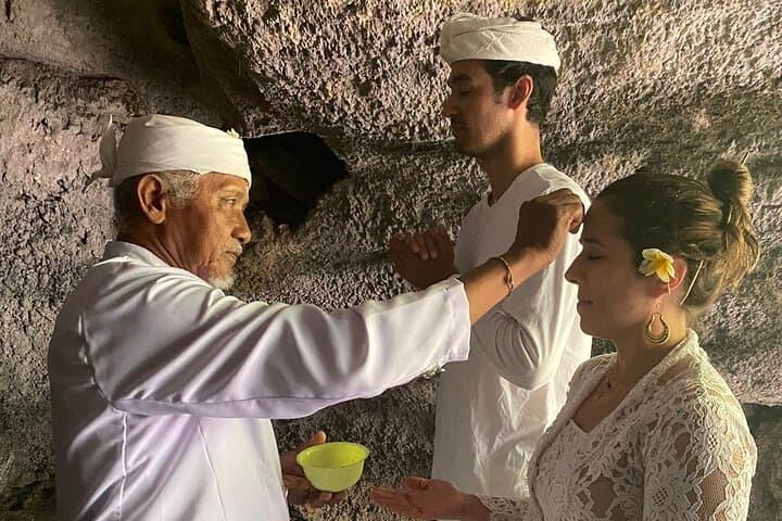 Ubud Sacred Purification Ceremony, Tegalalang Rice Terrace & Coffee Plantation Day Tour photo 5
