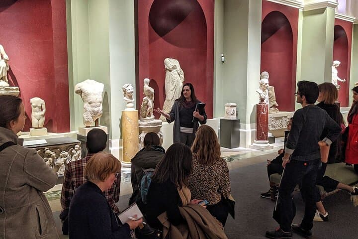 Uncomfortable Ashmolean: A Critical Guided Tour of Oxford's First Museum