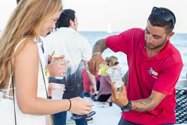 Sunset Jazz and Wine Cruise in Cabo San Lucas photo 6