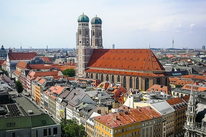Private Mainz-to-Munich Transfer with 2-Hour Historical Stop photo 2