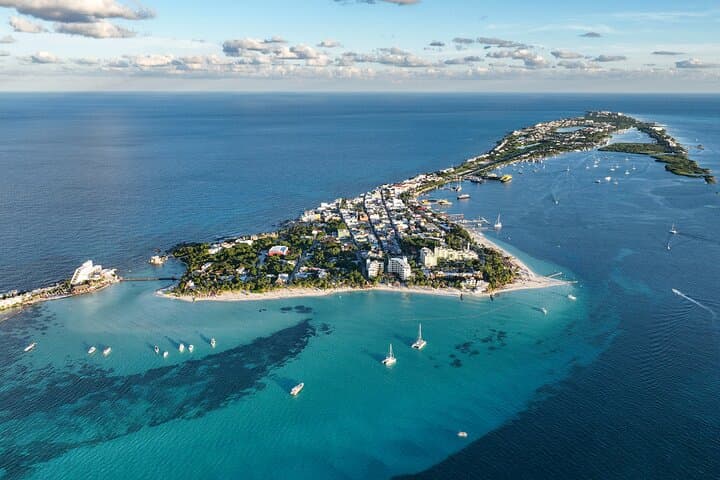 Isla Mujeres Full-Day Catamaran: Snorkel, Buffet & Open Bar from Cancun photo 6