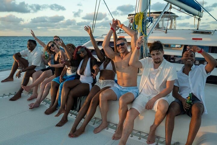 Isla Mujeres Full-Day Catamaran: Snorkel, Buffet & Open Bar from Cancun photo 3