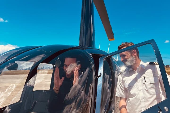 Private Helicopter Tour to 12 Apostles & Great Ocean Road — 4‑Hour Scenic Flight from Melbourne photo 2