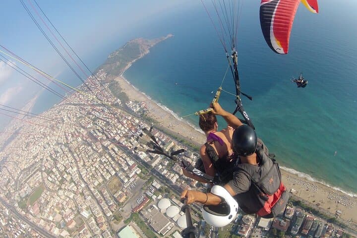 Paragliding Over Cleopatra Beach: Tandem Flight from Side, Turkey photo 4