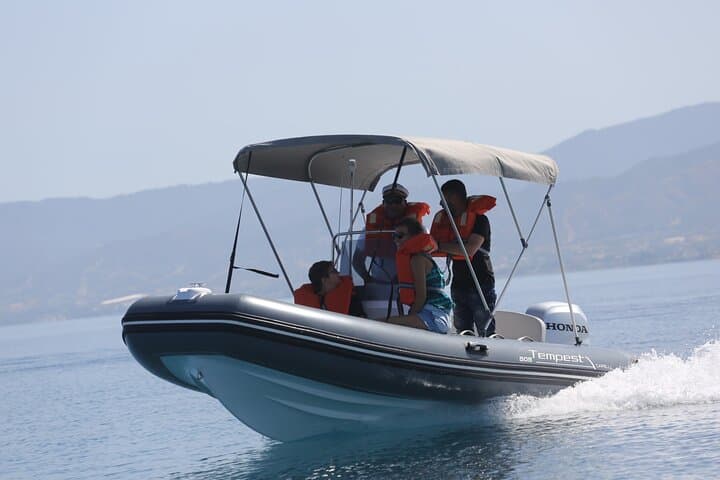 Self-Drive Speedboat to Blue Lagoon — No License Required in Latchi photo 5