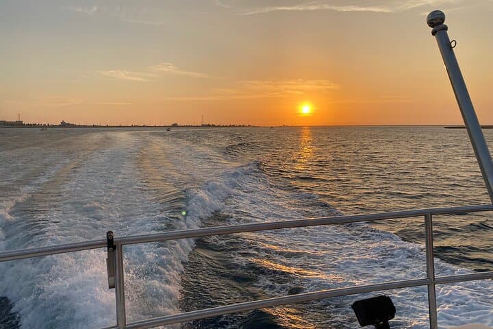 Yanbu Baridi Island Transfer and Red Sea Snorkel Excursion photo 6