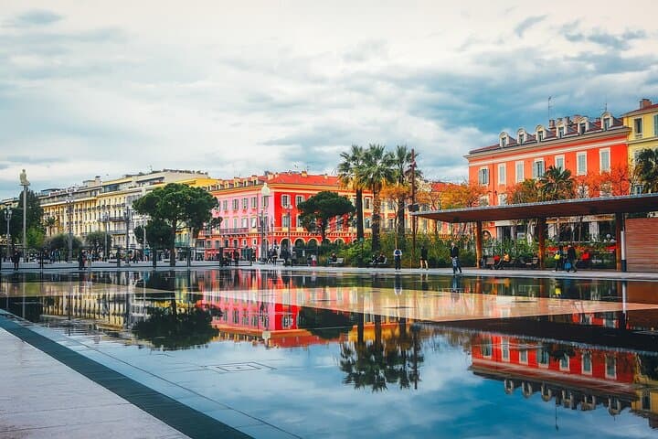 Private Transfer Saint-Tropez to Nice with a 2-Hour Cannes Stop photo 5