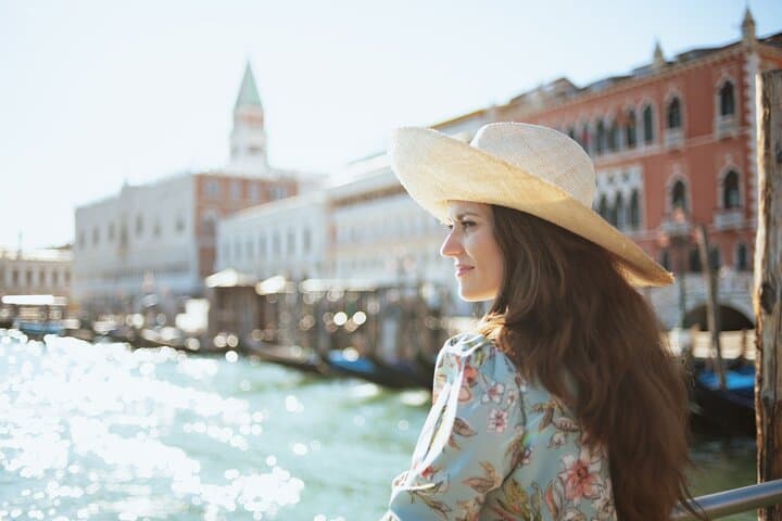 Venice Hidden Corners: Private 2-Hour Mystery Walking Tour photo 6