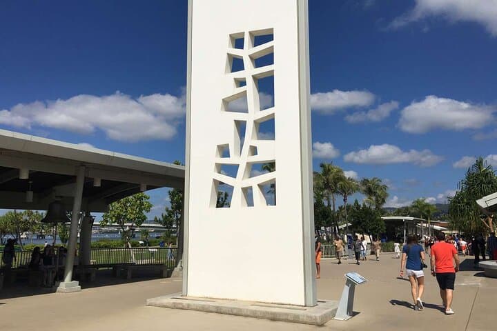 Pearl Harbor & Honolulu City Tour: USS Arizona Memorial, Waikiki Highlights and Practical Tips photo 5
