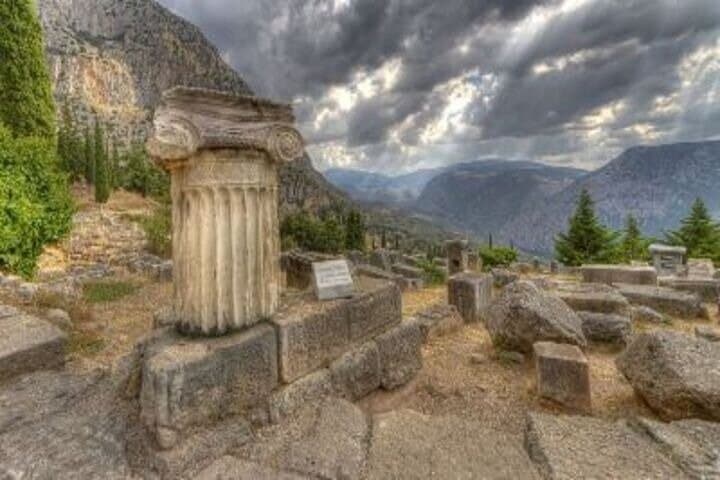 Private Delphi & Arachova Day Tour from Athens — Oracle, Mount Parnassus & Arachova photo 4