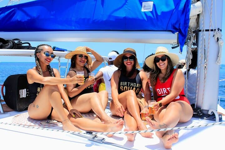 Half-Day Sail to Isla Mujeres: Snorkel, Beach & Island Shopping photo 3