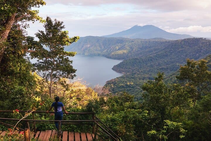 Half-Day Mombacho Cloud Forest Tour from Granada: Hike, Views & Coffee photo 3