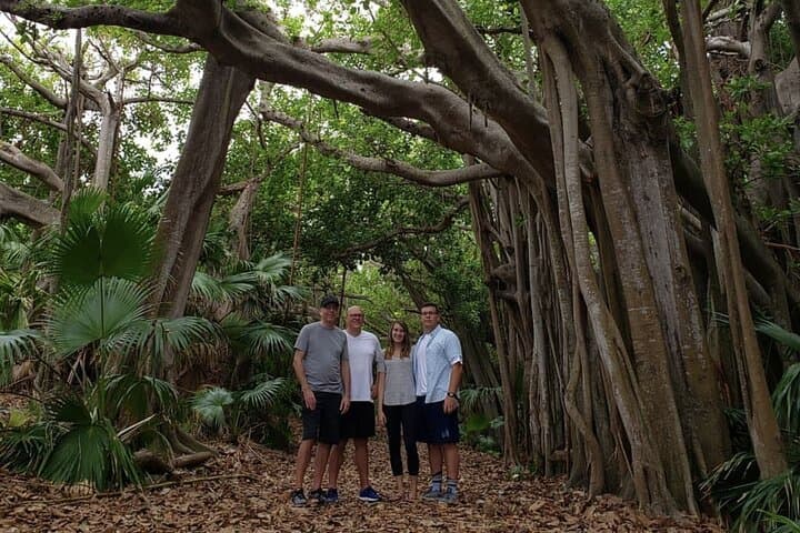 Bermuda Hidden Gems: Half-Day Winter Cave and Southlands Excursion photo 3