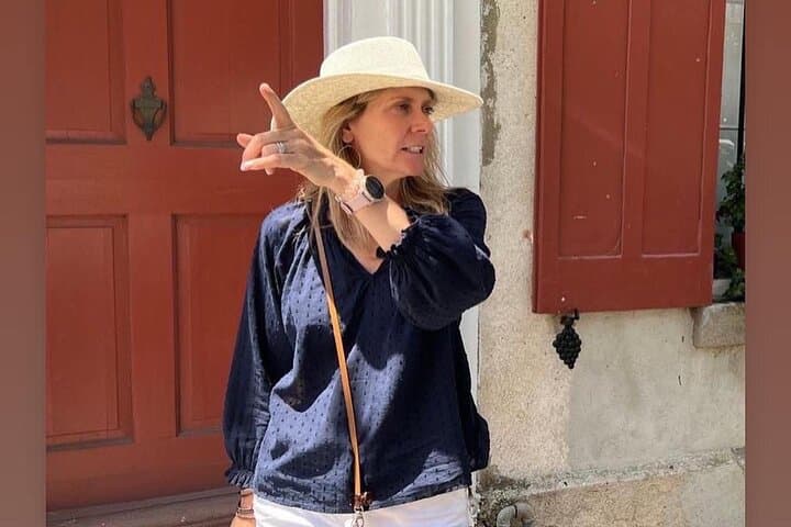 Charleston Historic Walking Tour — Small-Group Certified Guide Experience