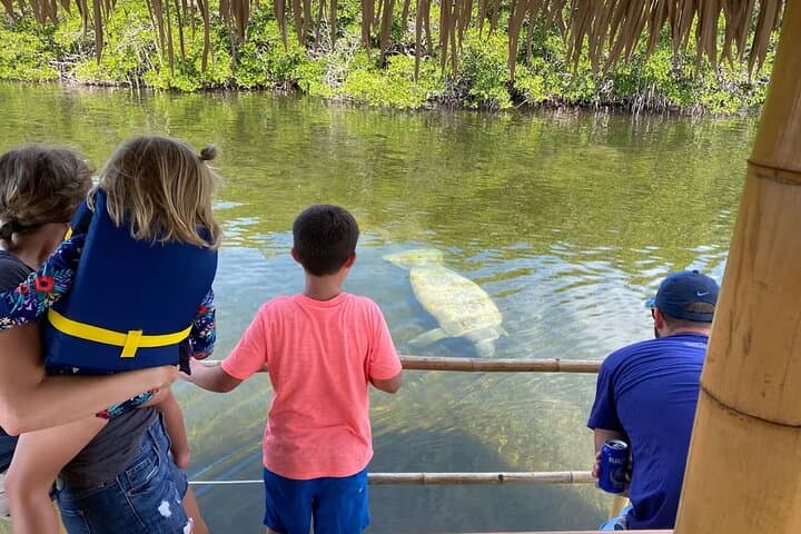 Key Largo Tiki Fun Cruise: Floating Tiki Bar Adventure photo 6