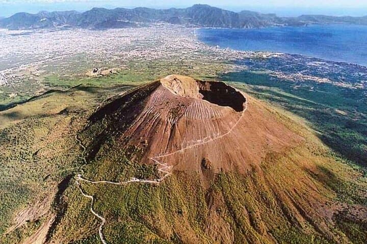 Hike Vesuvius Crater and Lacryma Christi Vineyard Tasting — Herculaneum Day Tour