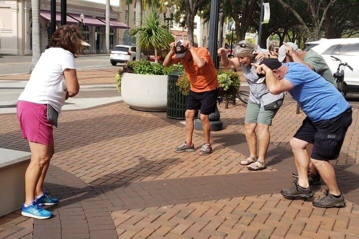 Hollywood Scavenger Hunt: 3Quest Challenge City Adventure (2-Hour App Tour)