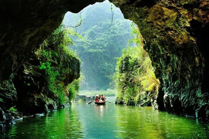 Trang An & Bich Dong Luxury Small-Group Cycling Tour — Full-Day from Ninh Binh