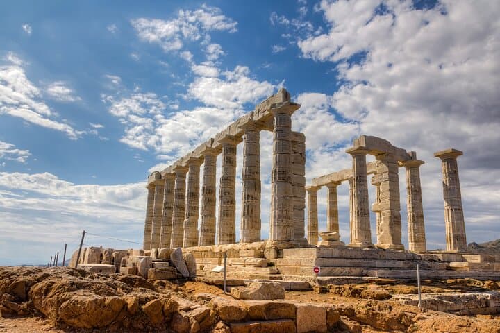 Athens Riviera Sunset: Private Tour to Cape Sounion & Vouliagmeni Lake photo 6