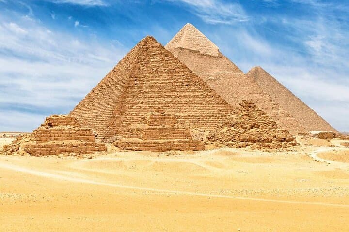 Egypt in 5 Days: Private Nile Cruise & Temple Highlights