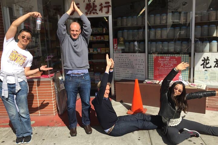 Mountain View Urban Treasure Hunt: 2-Hour Clue & AR Walking Adventure