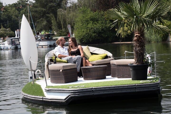 Floating Dinner on Vienna's Old Danube — Private E‑Boat Dining Experience photo 3