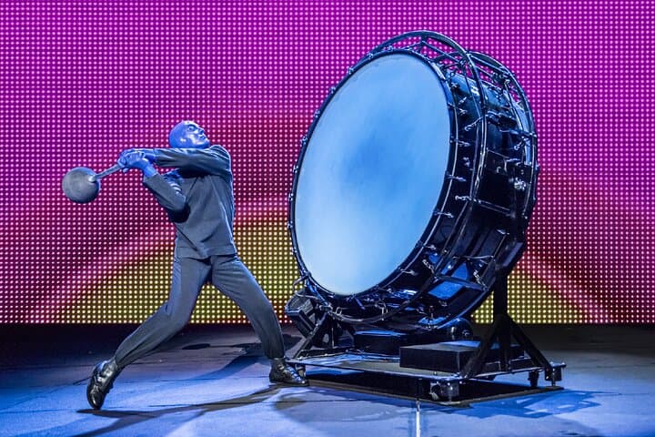 Blue Man Group at Luxor — Las Vegas Live Show Tickets, Tips & What to Expect photo 3
